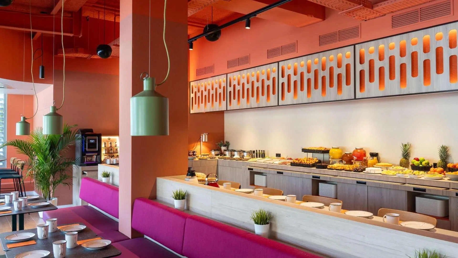 Ibis Styles Barcelona Sant Joan Despi Hotel 4*,  Spanje
